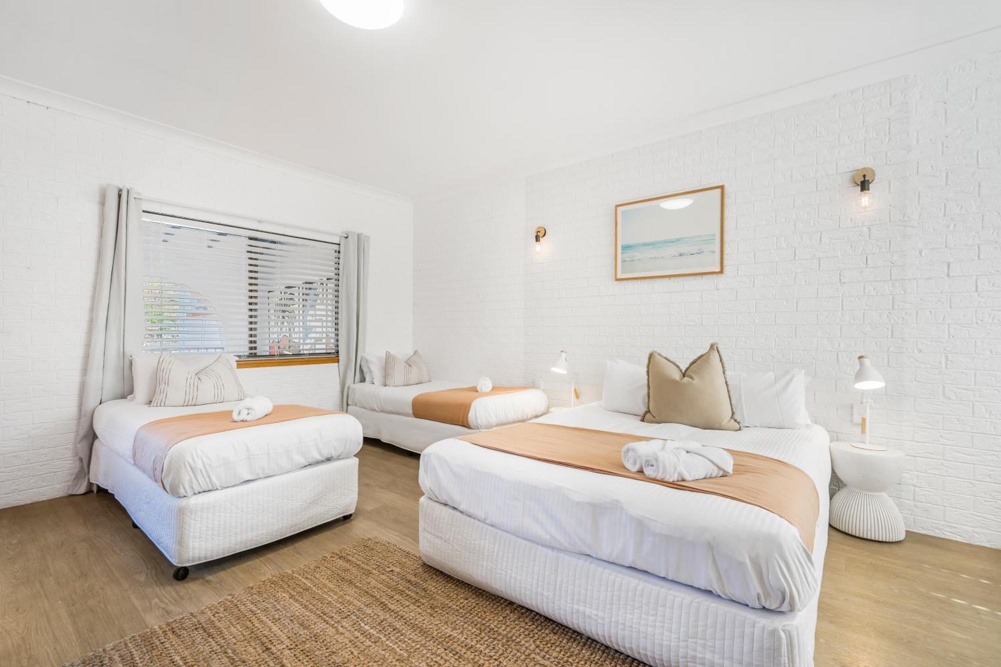 The Med Crescent Head Motel Kültér fotó